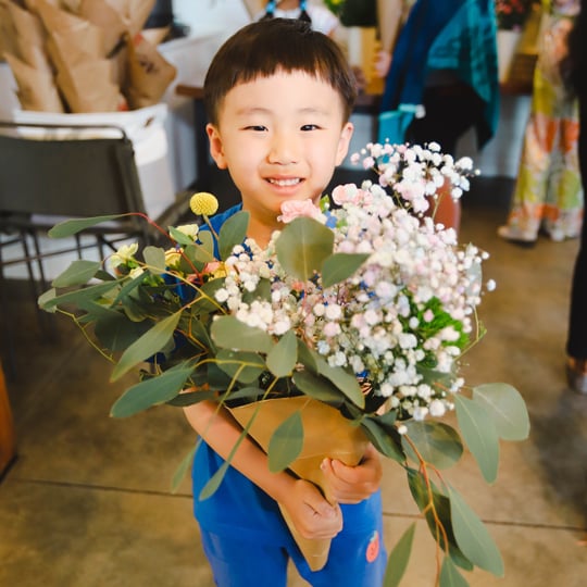 Bailey Farm Flower Bar